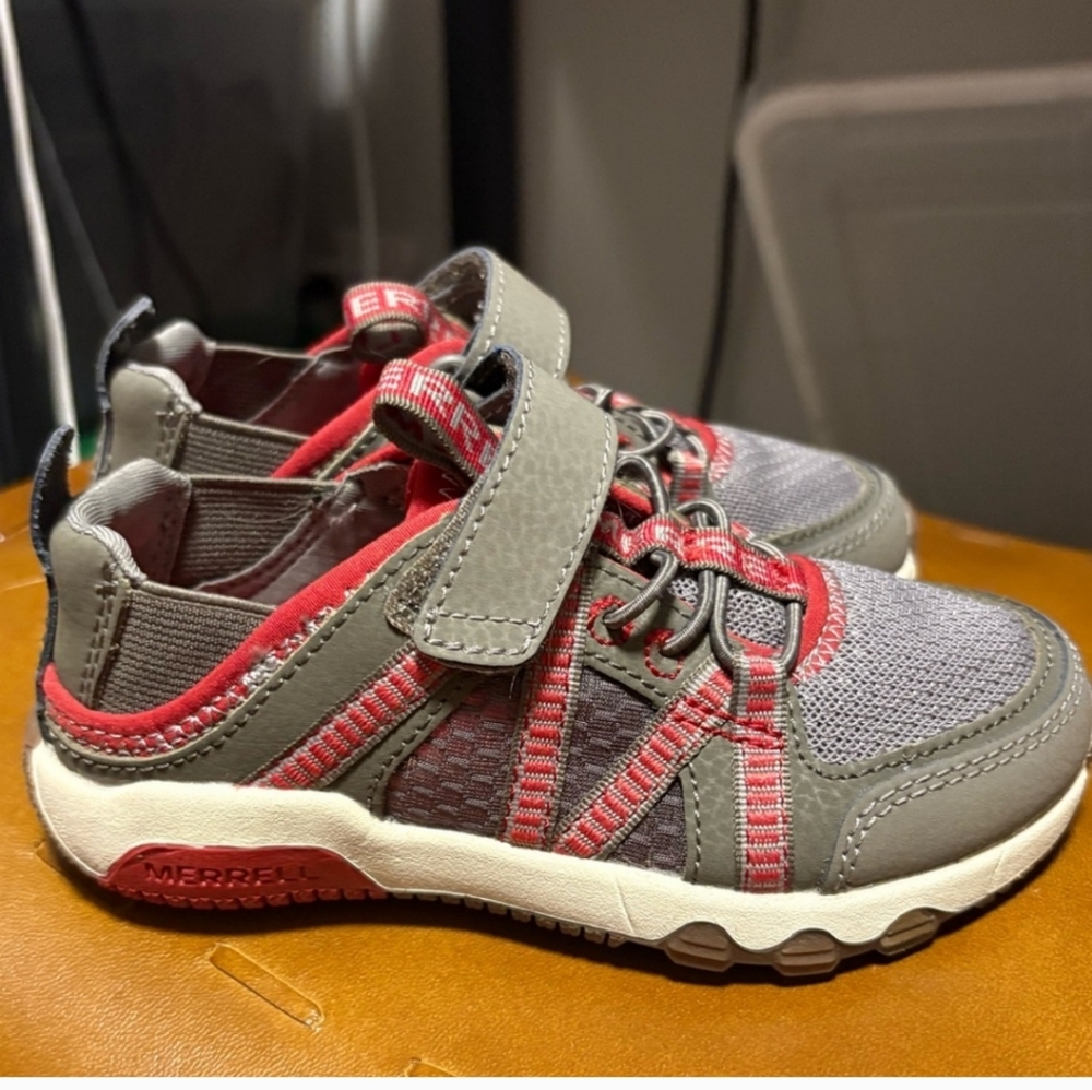 NEW Merrell Hydro Free Roam Sport Kid Closed Toe Sandal